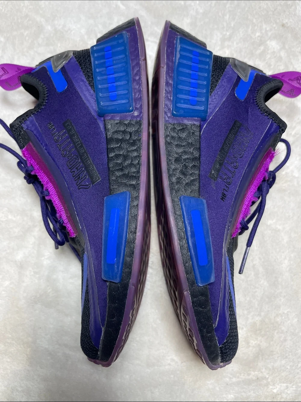 adidas NMD R1 Spectoo Women's Purple, Blue and Pink Athletic Sneakers size 6